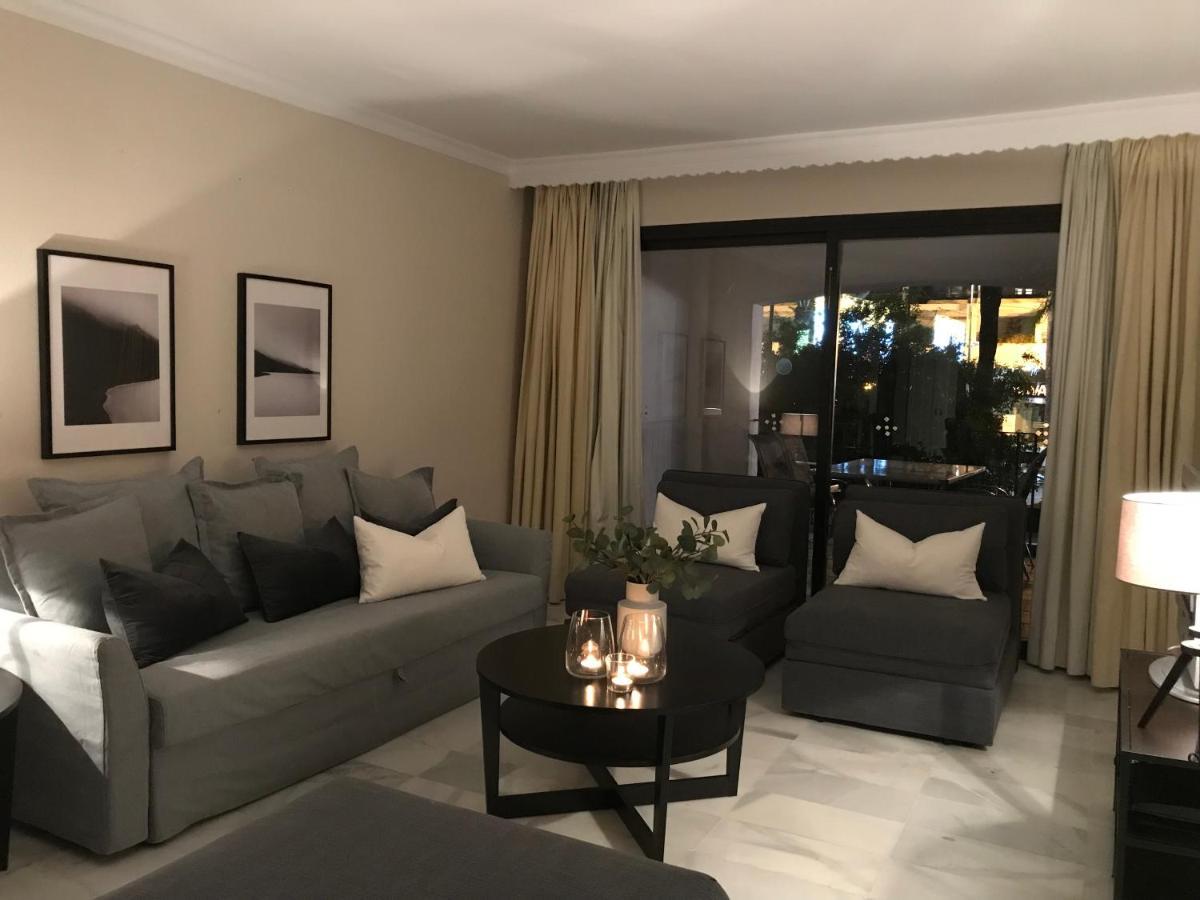 Large And Elegant In Puerto Banus With Pools And Paddle Apartment Марбеля Екстериор снимка
