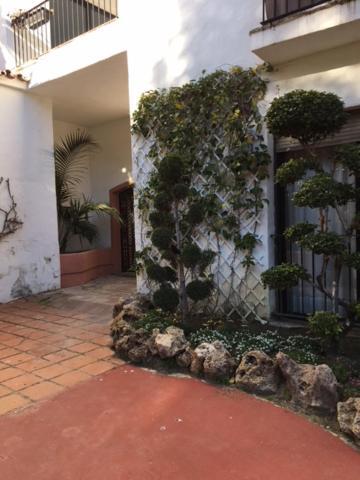 Large And Elegant In Puerto Banus With Pools And Paddle Apartment Марбеля Екстериор снимка